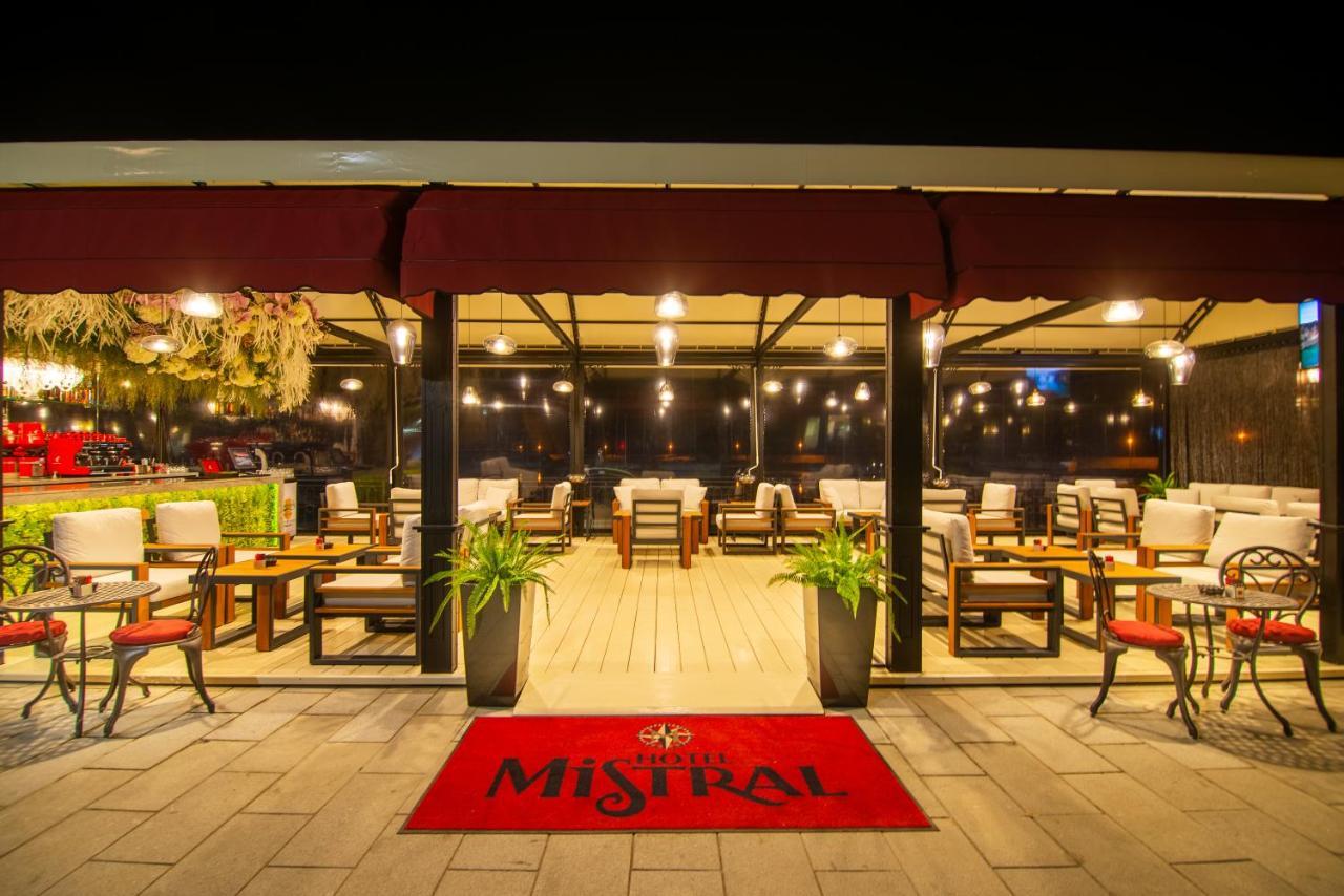 Hotel Mistral Baltschik Exterior foto
