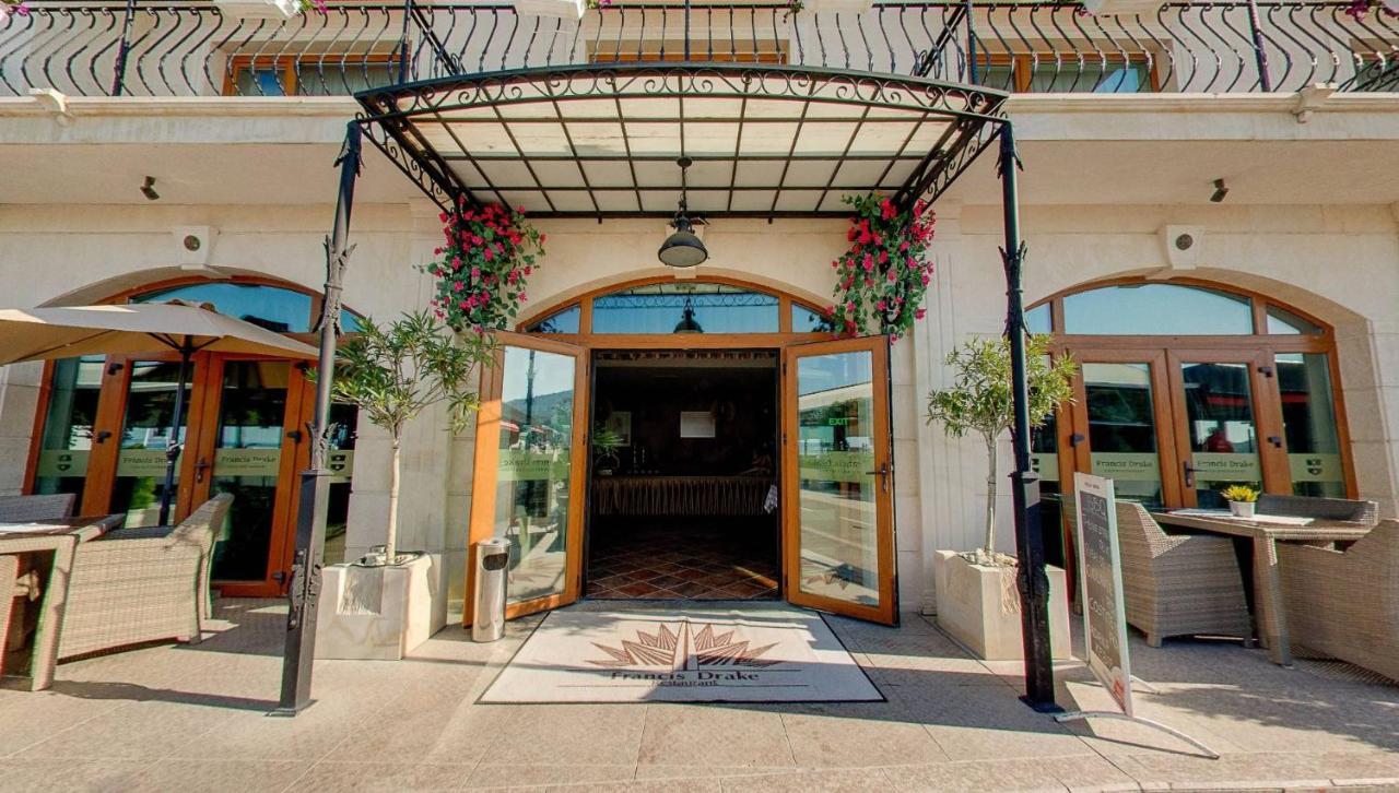 Hotel Mistral Baltschik Exterior foto