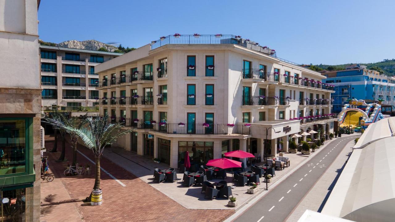 Hotel Mistral Baltschik Exterior foto